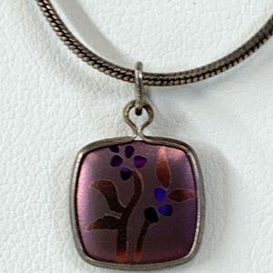 Vintage Sterling Silver Holly Yashi Purple Pendant Necklace- nobium